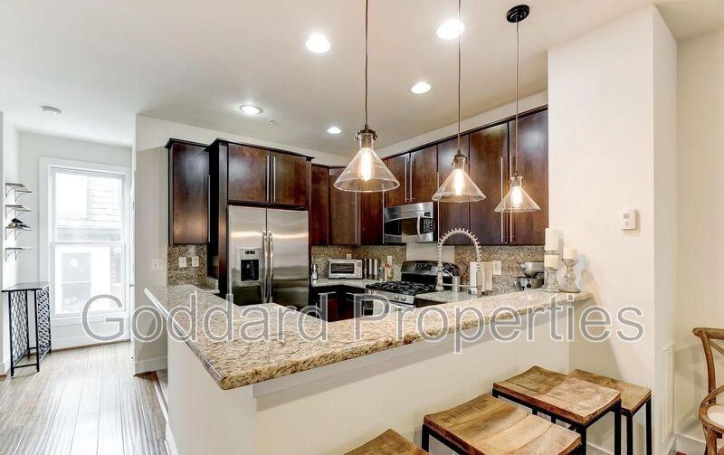 18 S Regester St - Photo 2 of 30