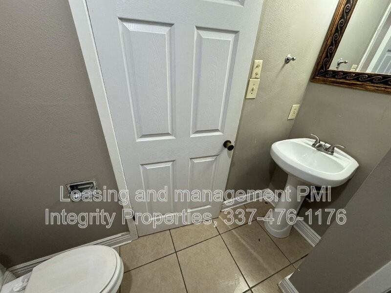 206 Elks Cv #2 - Photo 4 of 9