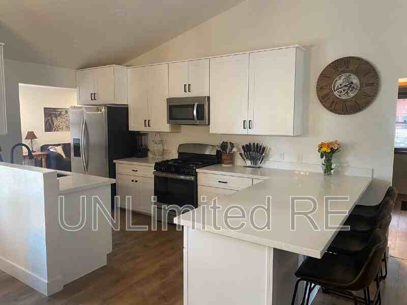 5118 E Seminole Dr - Photo 6 of 14