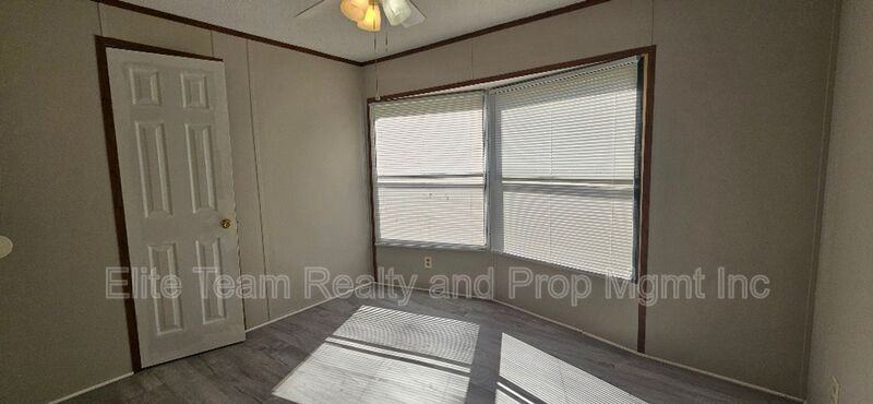 2935 Cedarvale Rd #7 - Photo 7 of 12