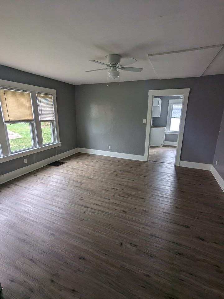 7805 Arthur St #7805 - Photo 3 of 11