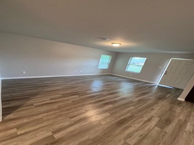 3945 12th St - Photo 3 of 15