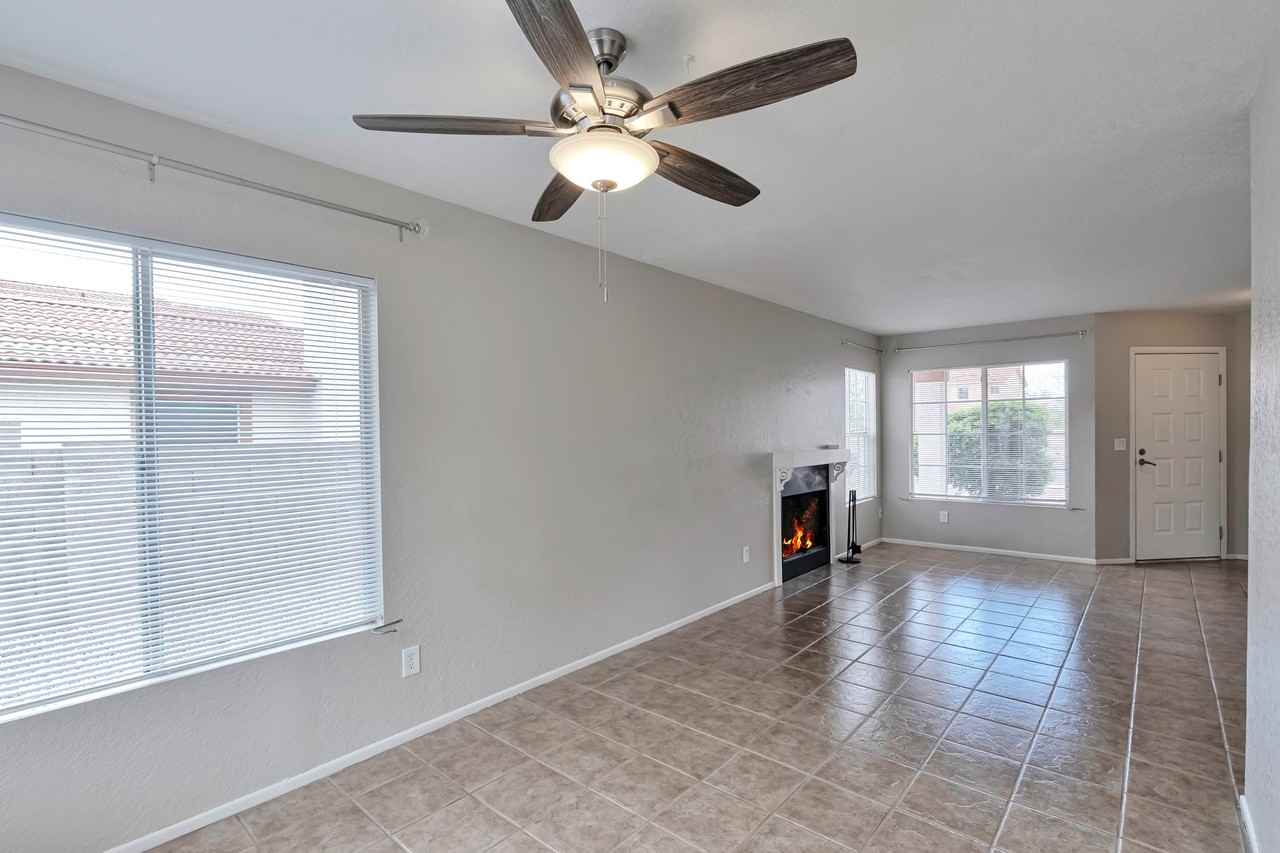 9512 N Albatross Dr - Photo 3 of 27