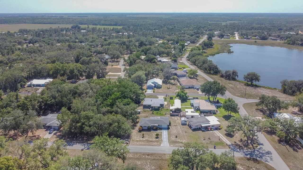 2487 N Cochrane Rd - Photo 2 of 39