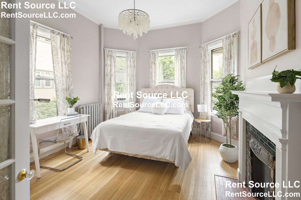 1617 Massachusetts Ave #3 - Photo 5 of 21