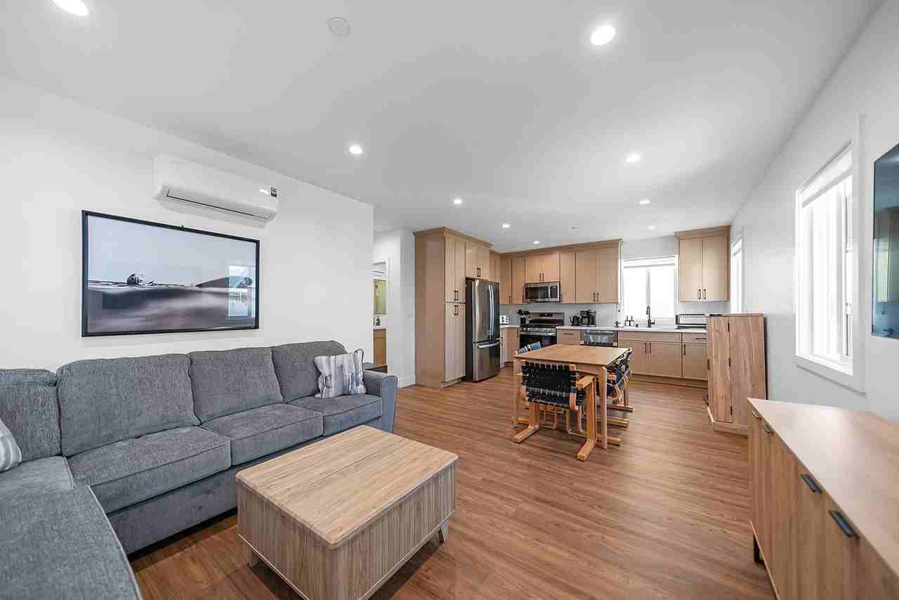 4624 1/2 Eagle Rock - Photo 3 of 10