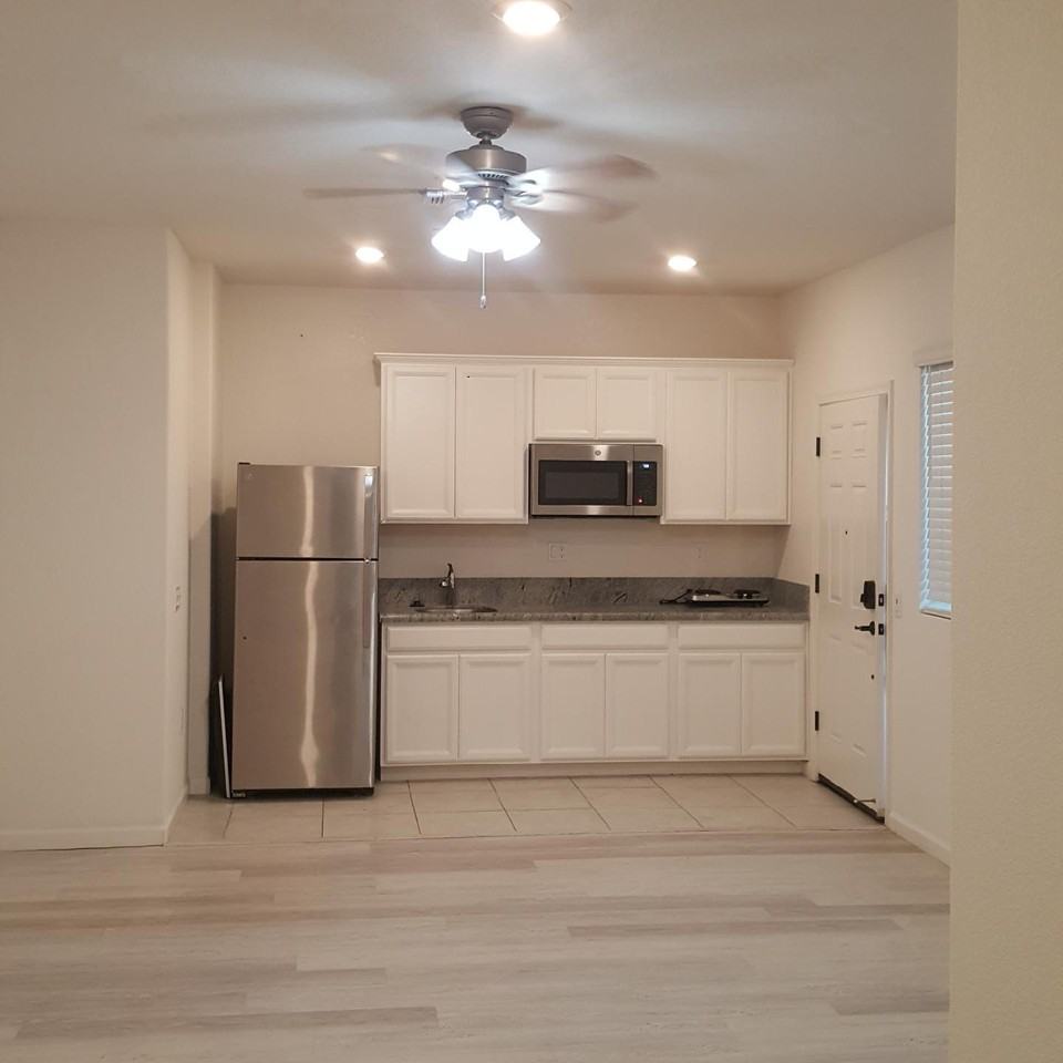 12711 Thorntonhall Drive - Photo 4 of 21