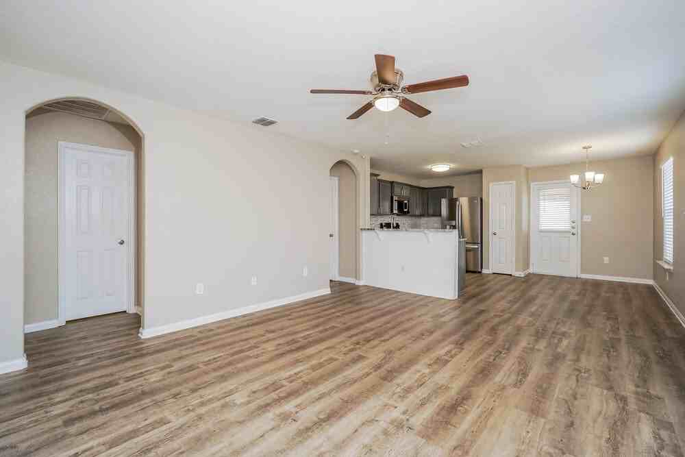 5443 Chase Cyn - Photo 4 of 16