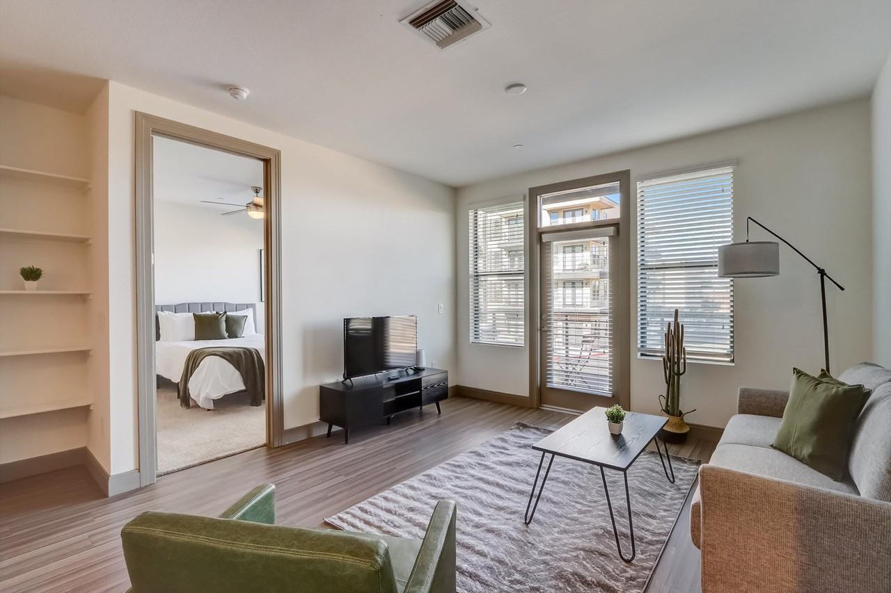 555 N College Ave #1014608P - Photo 2 of 31