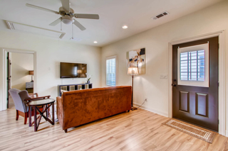 918 Ives Lane Southeast - Photo 2 of 4