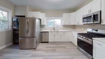 featured image of 1011 Washington St #2