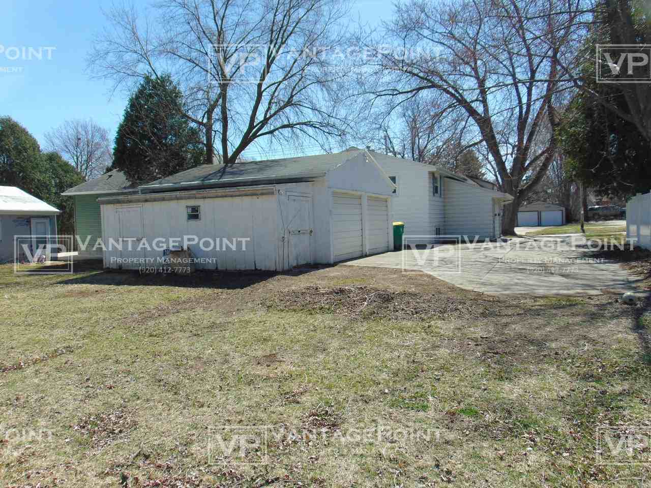 1015 Grignon St - Photo 3 of 13