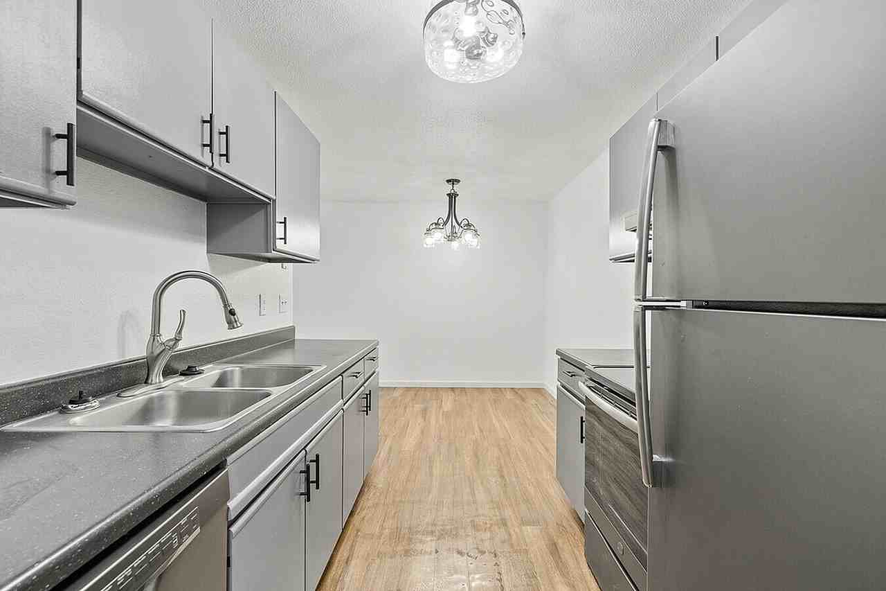 Sheridan Lake Apartments - Photo 3 of 23