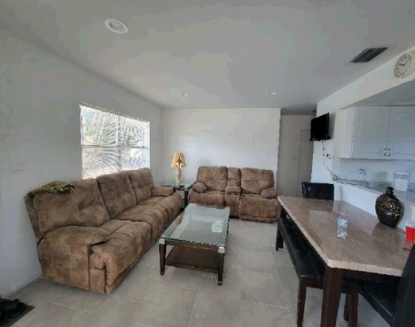 701 Coolidge Ave #MAIN - Photo 5 of 10