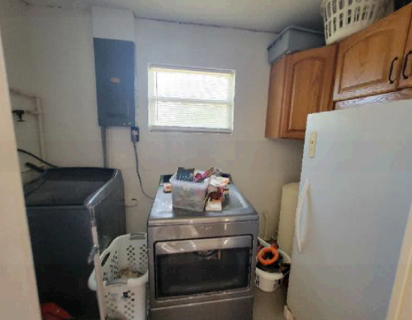 701 Coolidge Ave #MAIN - Photo 7 of 10