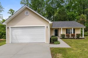 featured image of 1015 Amelia Grove Ln
