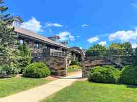 featured image of 6901 W Orchard St