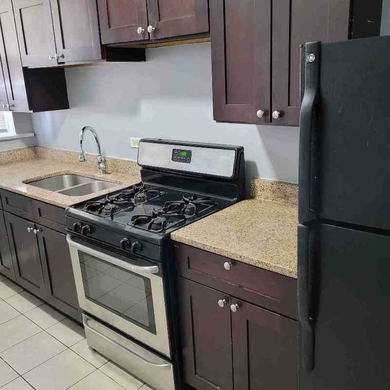 6625 S Greenwood Ave #3 - Photo 6 of 10