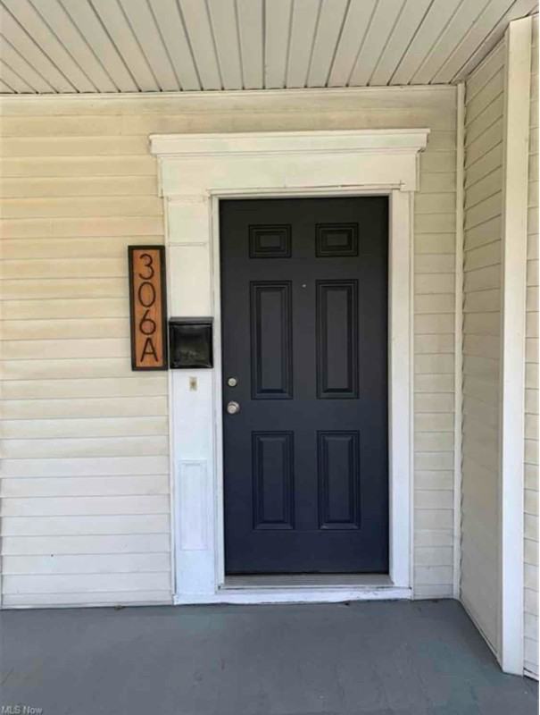 306 N 7th St #A - Photo 3 of 14