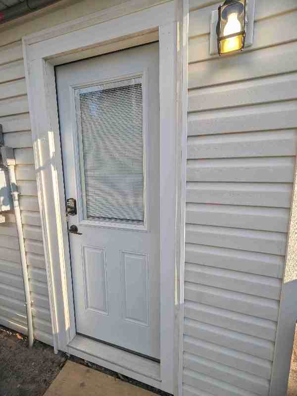 1439 Boston Ave - Photo 2 of 18