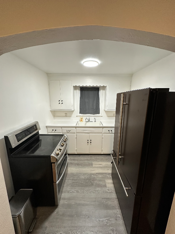 4227 East Allen Street #4 - Photo 4 of 5