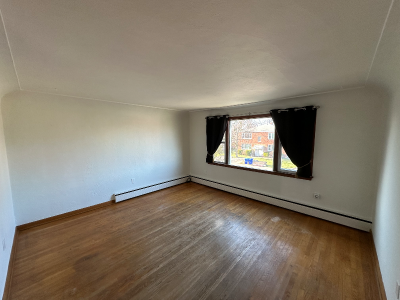 4227 East Allen Street #4 - Photo 5 of 5