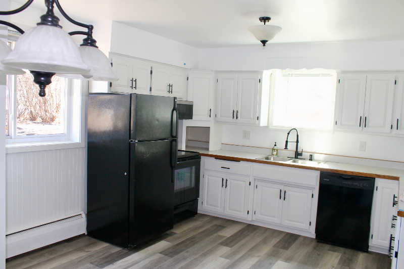 1502 Birmingham St #1 - Photo 3 of 18