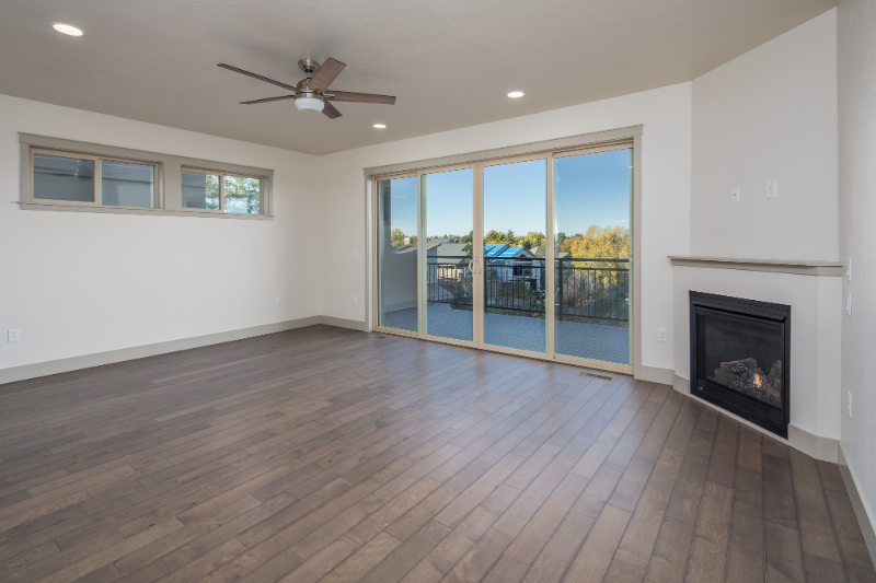 2387 E Warm Springs Ave - Photo 3 of 18