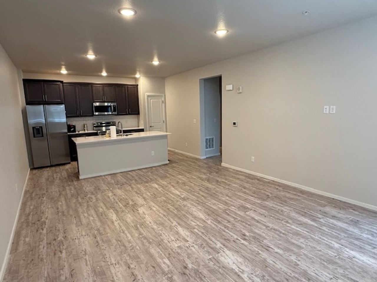 551 Vicot Way #G - Photo 7 of 10