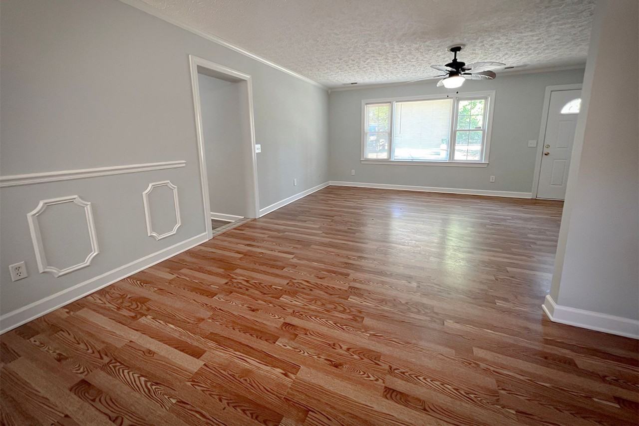 906 Fitzgerald Dr - Photo 4 of 26
