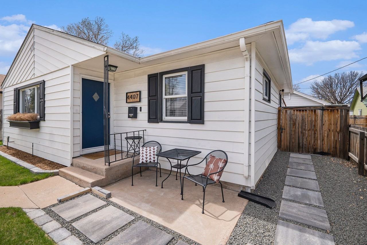4407 S Logan St - Photo 3 of 14