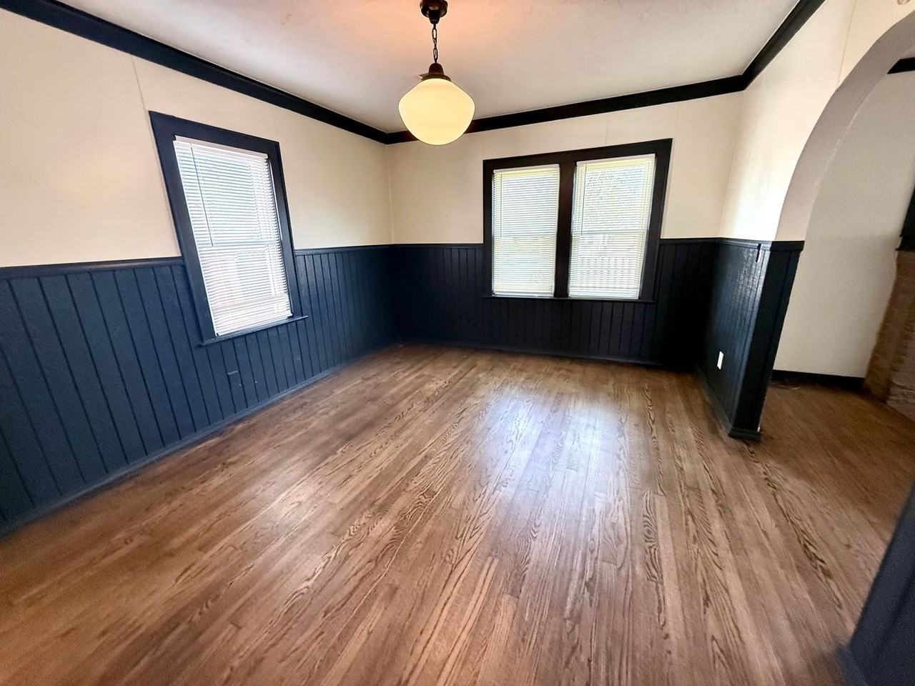 1614 Nw 42nd St - Photo 4 of 15