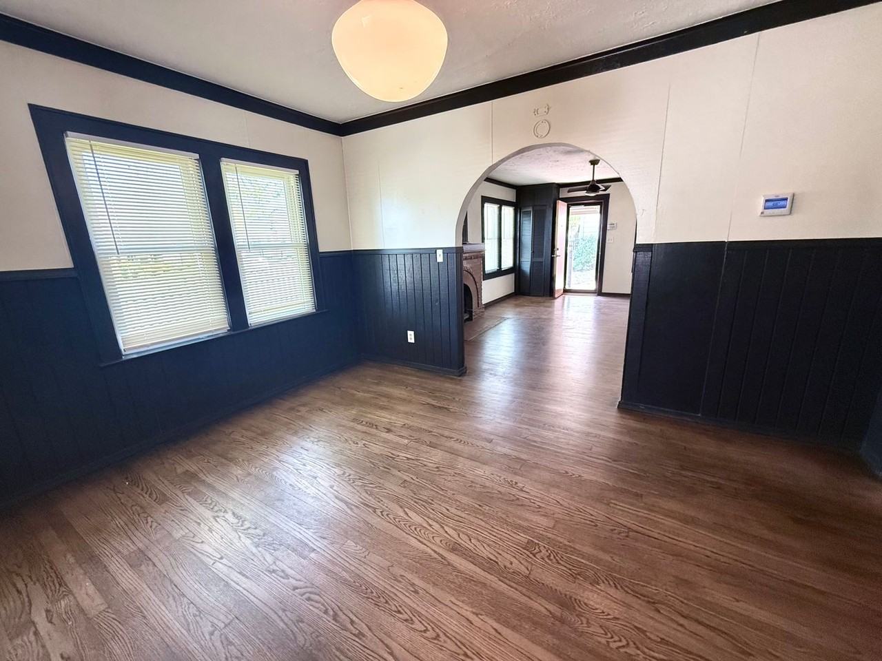 1614 Nw 42nd St - Photo 5 of 15