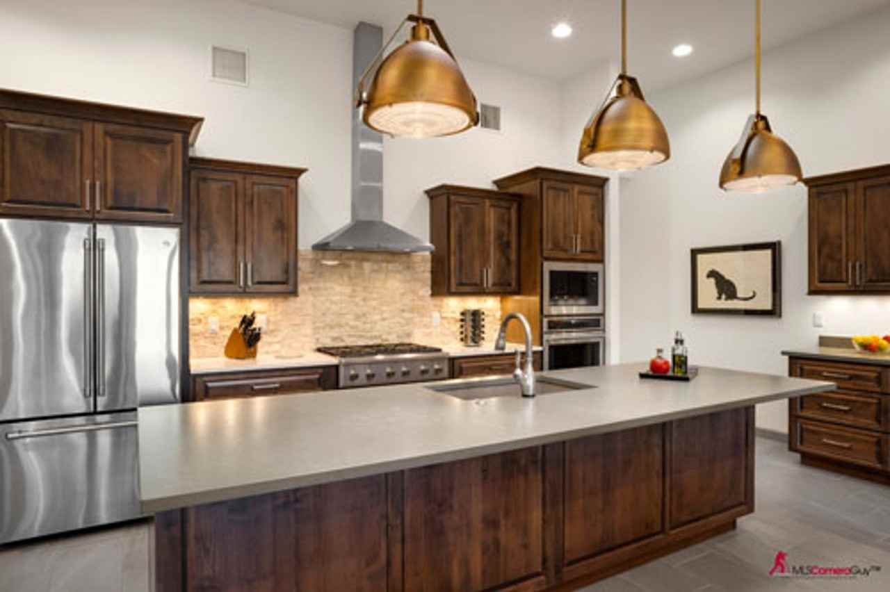 5008 Rock House Rd - Photo 3 of 9