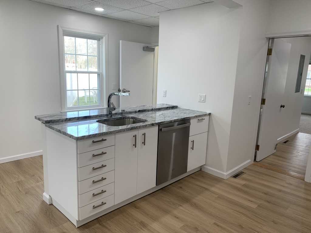 190 Westbrook Rd #2A - Photo 3 of 12