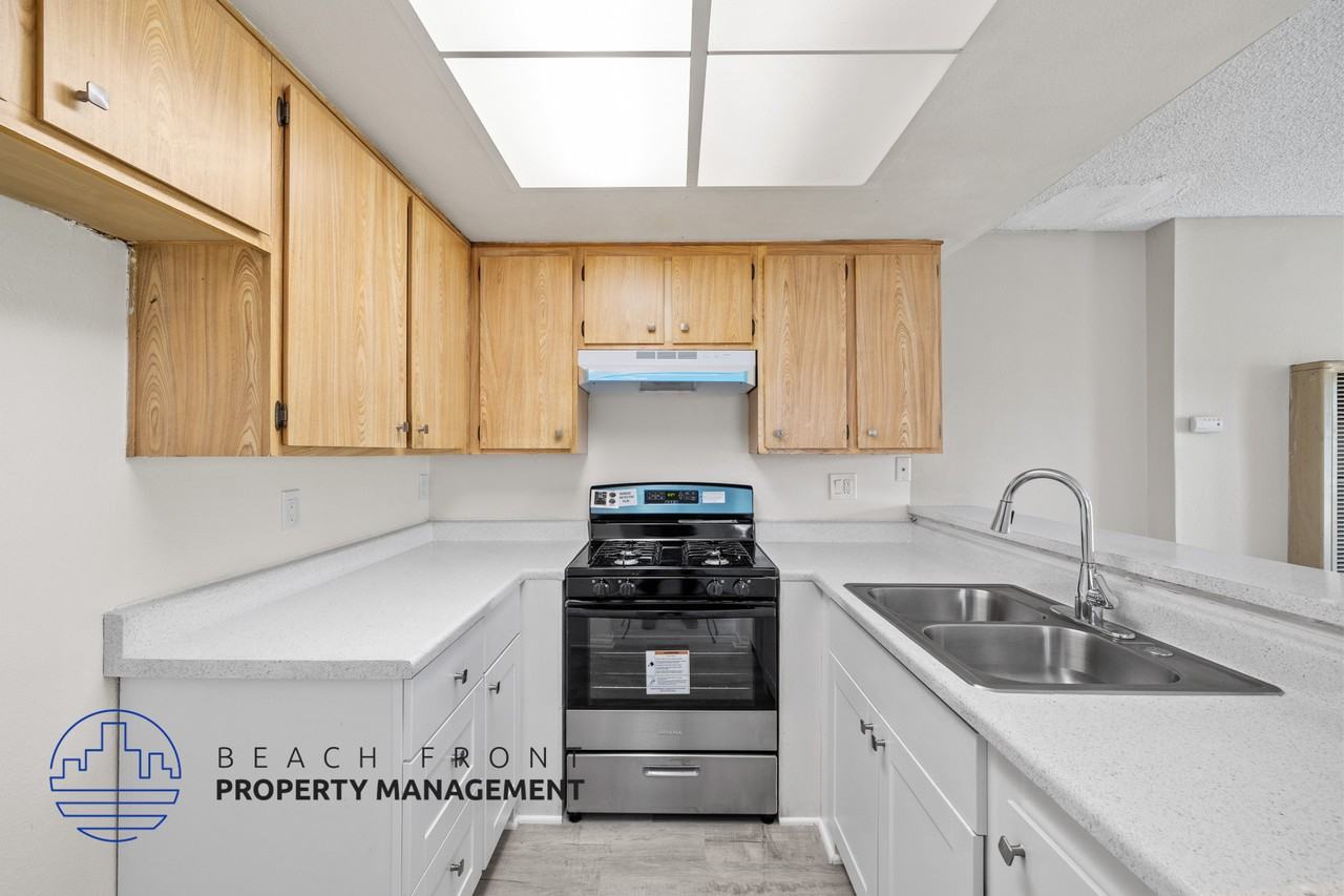 1800 S. Broadway Ave. - Photo 2 of 20