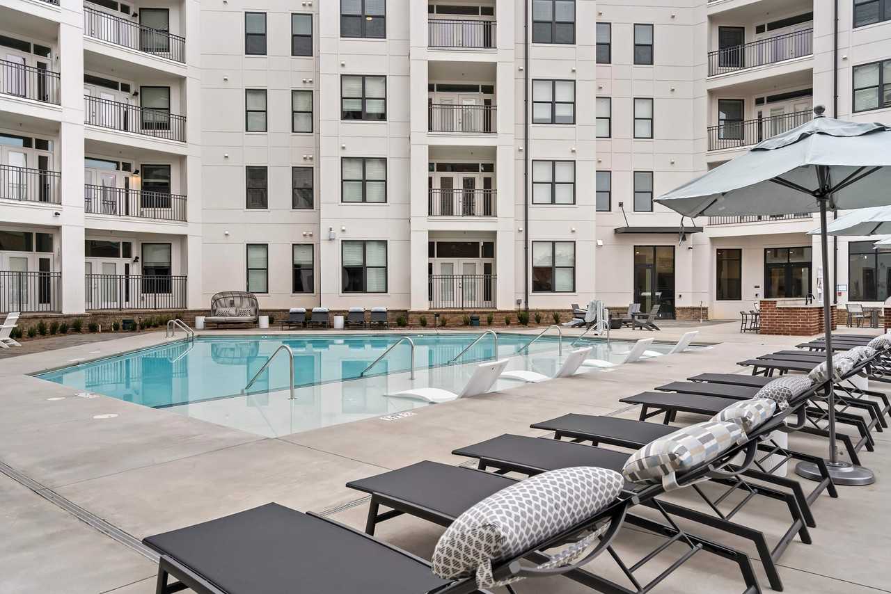 408 Jackson - Photo 2 of 40