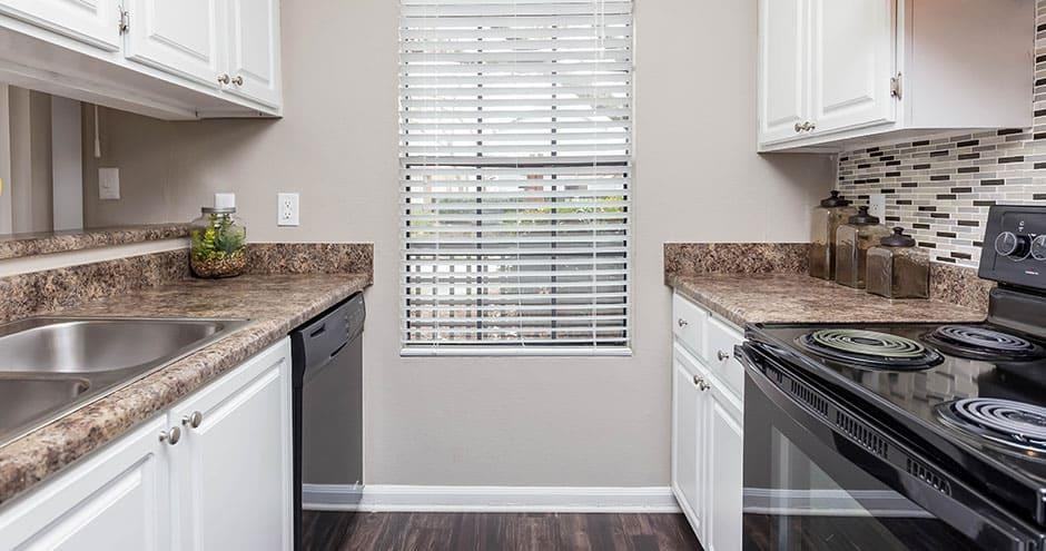 Bradford Pointe - Photo 5 of 40