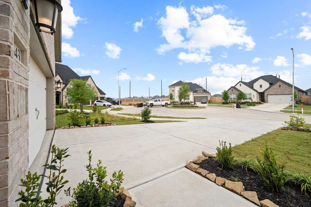 4643 Sleepy Retreat Trl - Photo 4 of 50