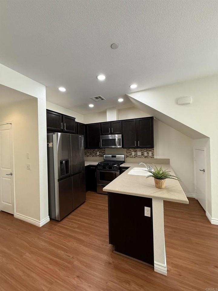 1381 Caminito Veranza - Photo 2 of 10