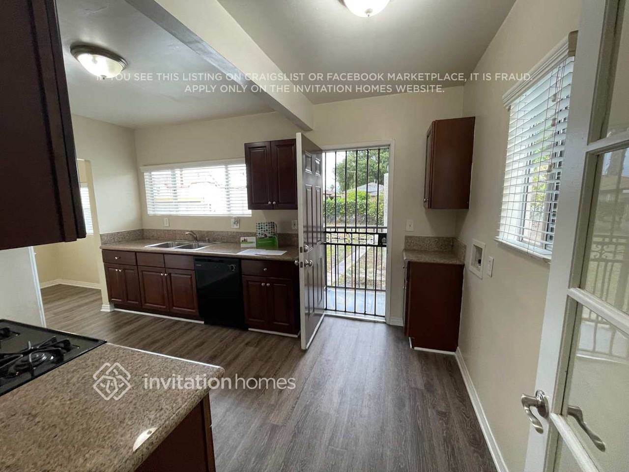 641 W 106th St - Photo 6 of 13