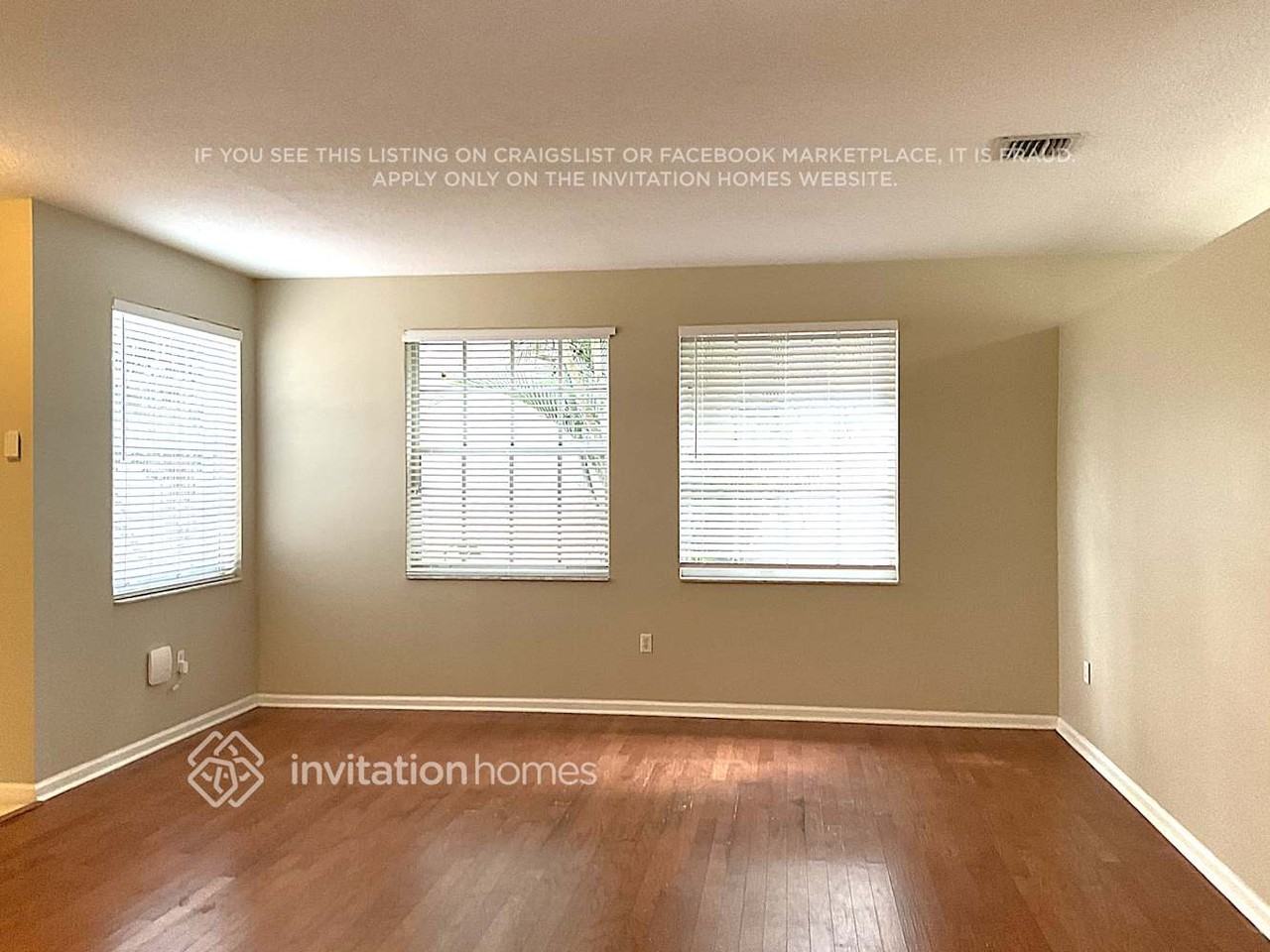 1560 Fiddlewood Ct - Photo 2 of 13