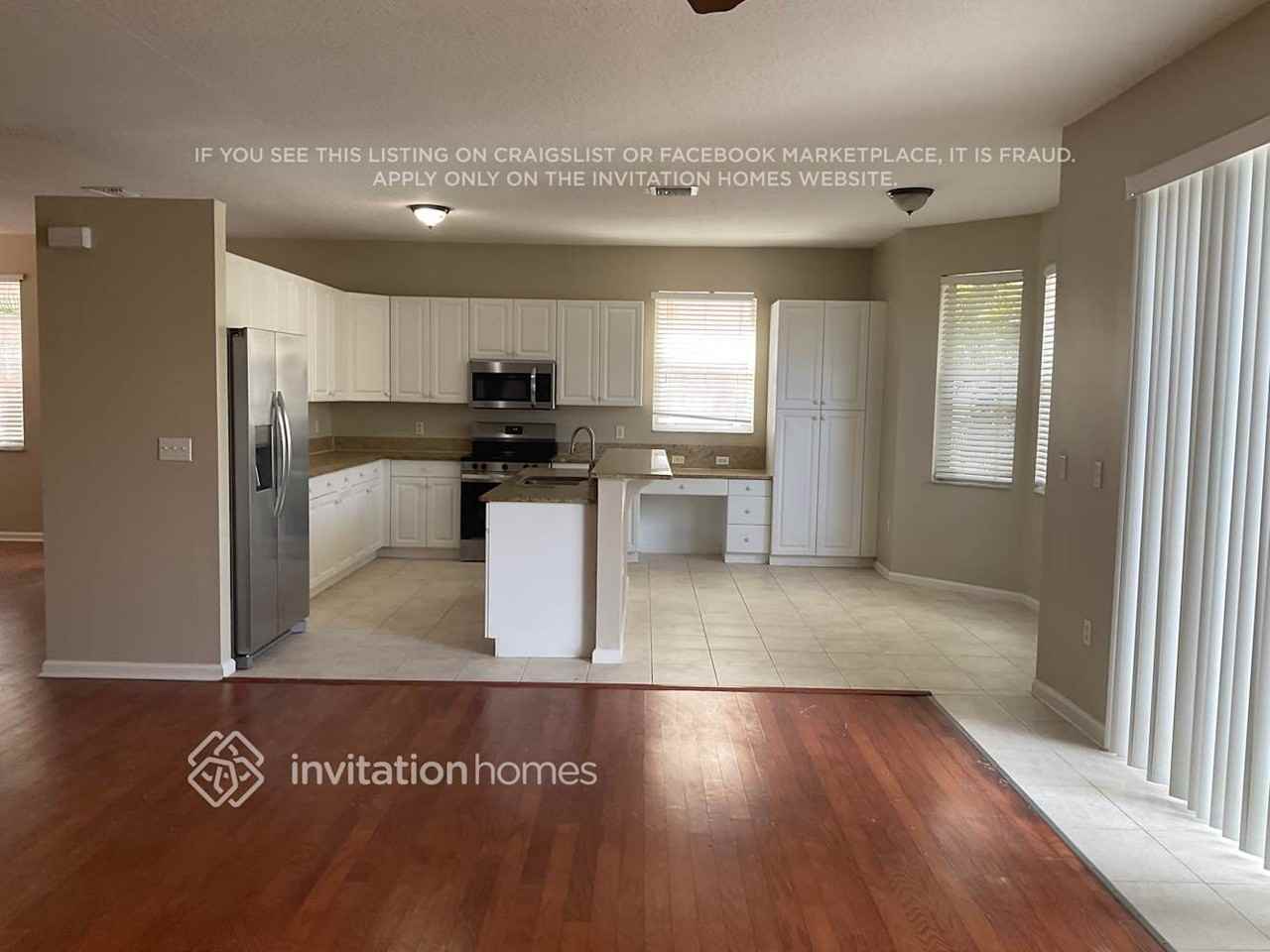 1560 Fiddlewood Ct - Photo 3 of 13