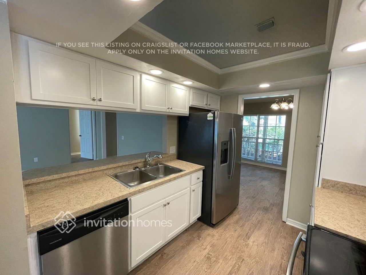 9814 Creek Cross St - Photo 7 of 17