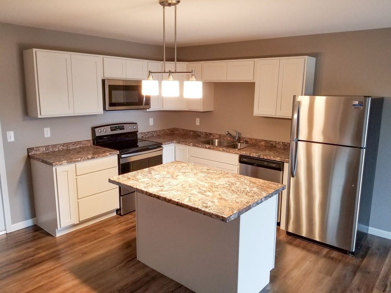 Nexus Apartments - Photo 6 of 12