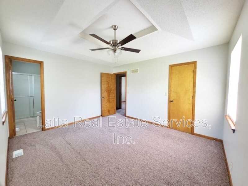 15506 Ann Ave - Photo 7 of 13