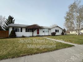 featured image of 560 Randy Dr