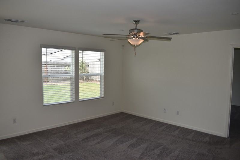 671 Keenan Ct - Photo 7 of 32