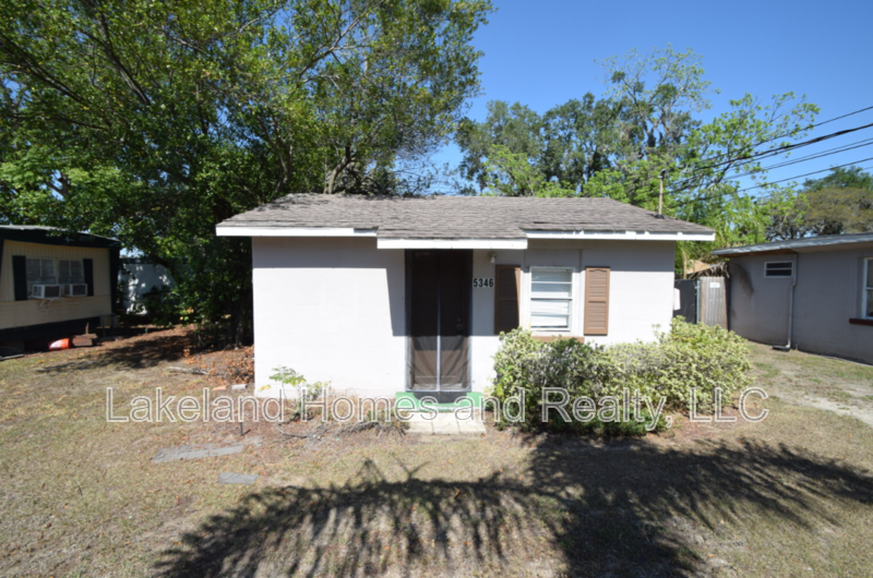 5346 9th St Se - Photo 2 of 18