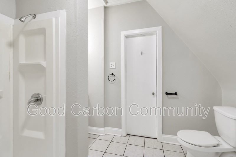 430 Delaware Ave #307 - Photo 7 of 15